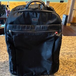 TUMI Voyageur Leger 21" International Carry On - 2 Wheels